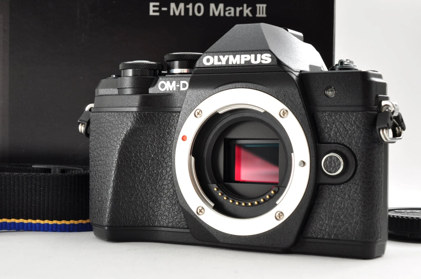 Olympus OM-D E-M10 Mark III | Digital Camera SC:5731 w/ M.Zuiko 14–42mm Lens | Near Mint | From Japan