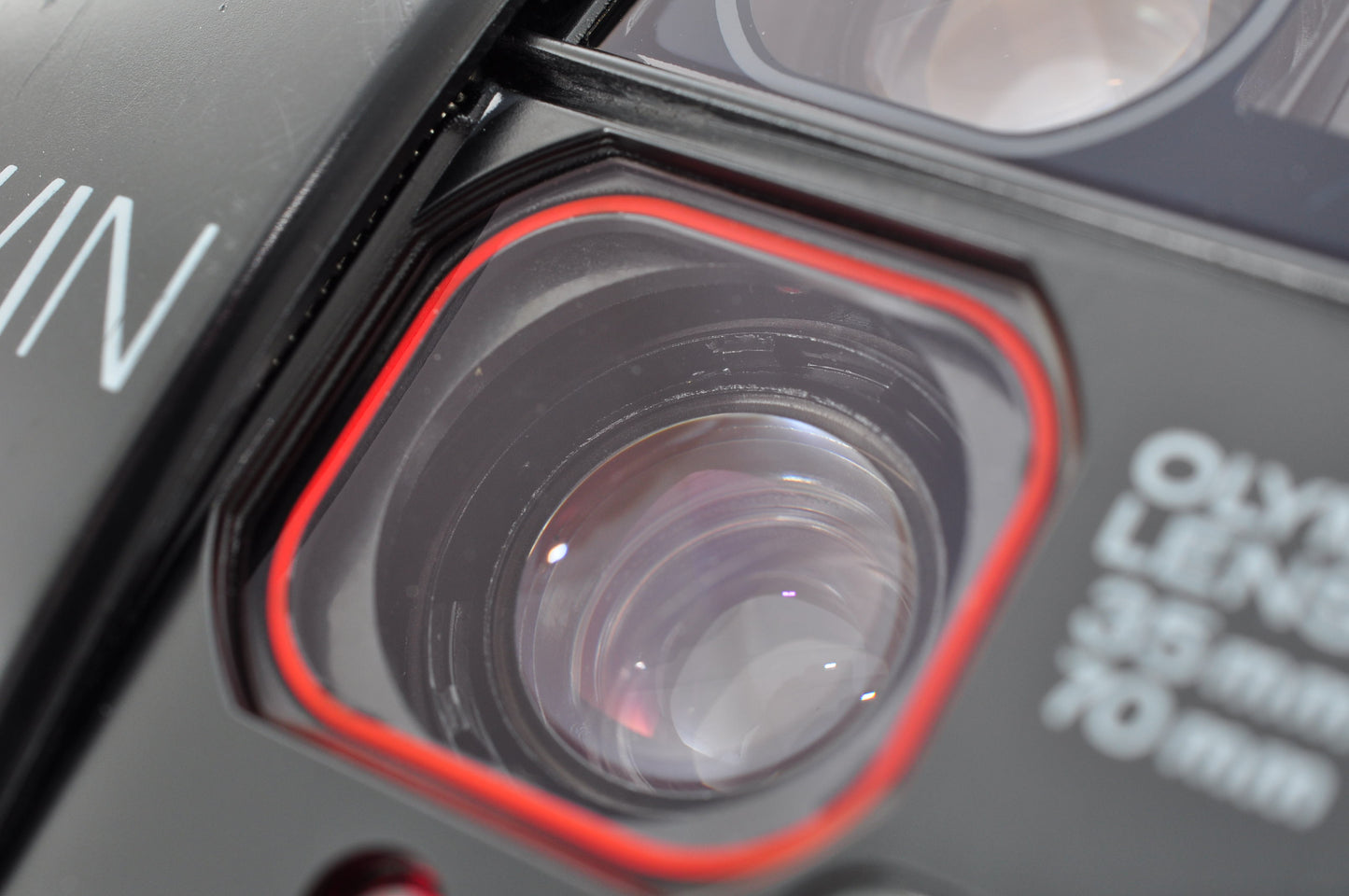 Olympus AF-1 Twin Quartz Date 35mm f/2.8 Point & Shoot w/Case Japan Exc+5